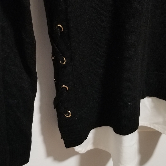 Calvin Klein Sweater - Picture 4 of 7